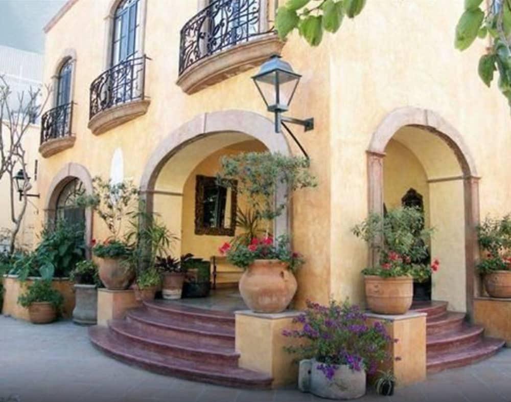 Villa Ganz Boutique Hotel Гвадалахара Экстерьер фото