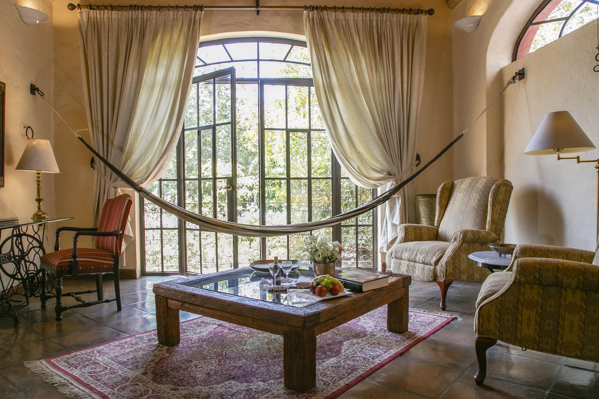 Villa Ganz Boutique Hotel Гвадалахара Экстерьер фото