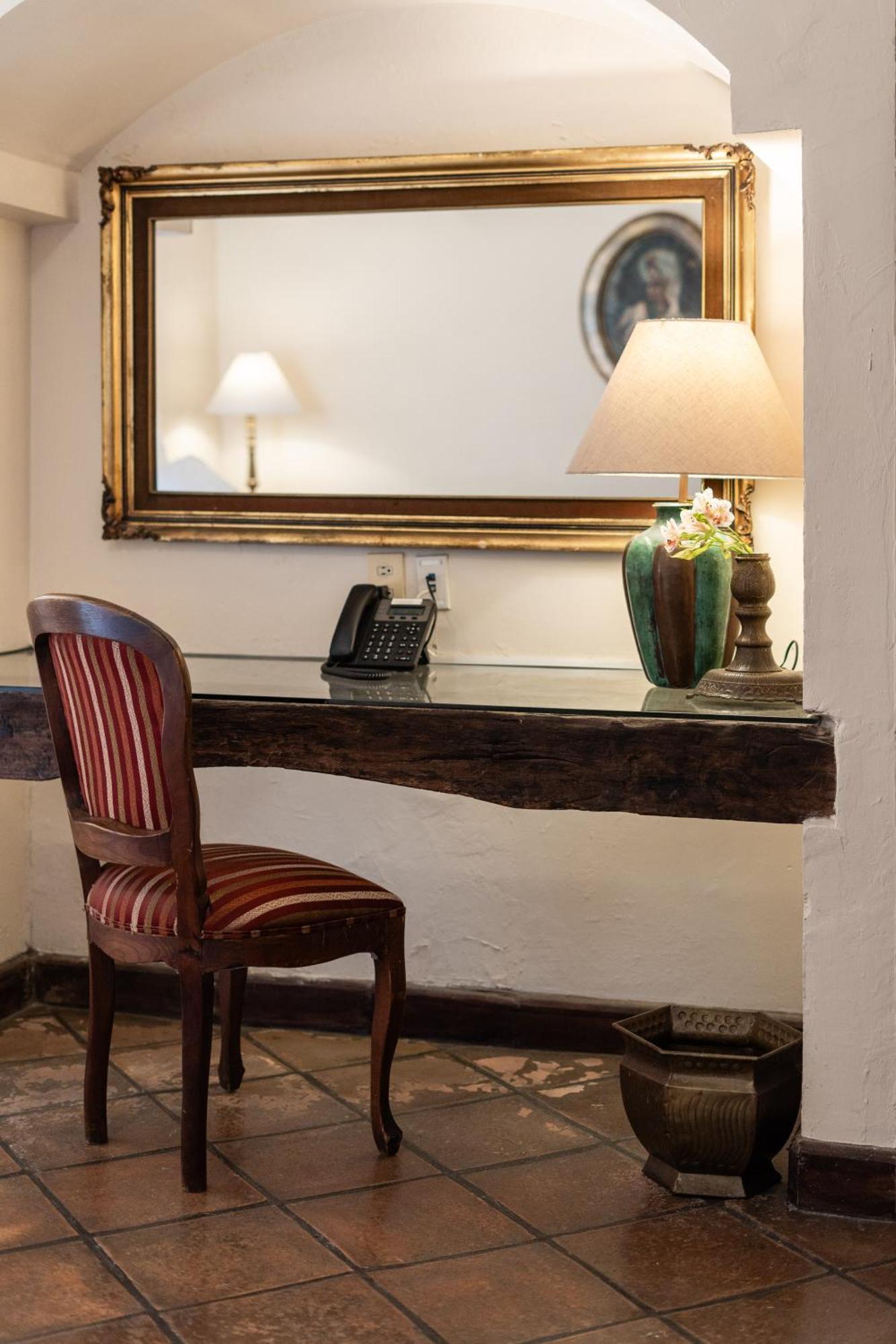 Villa Ganz Boutique Hotel Гвадалахара Экстерьер фото